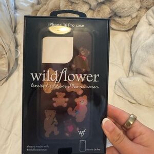 Wildflowers Teddy Bear iPhone 16 Pro Case